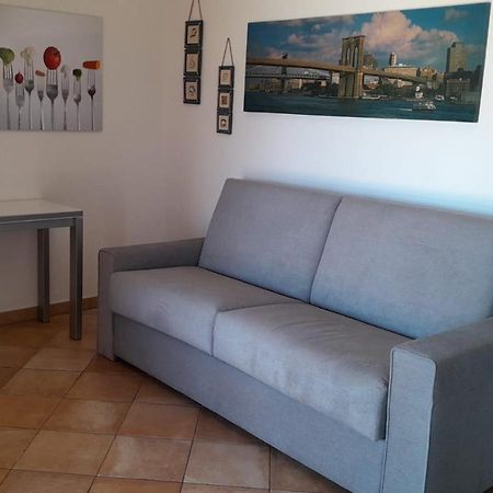 Appartamento in residence fronte mare Murta Maria Exterior foto