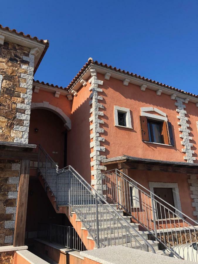 Appartamento in residence fronte mare Murta Maria Exterior foto